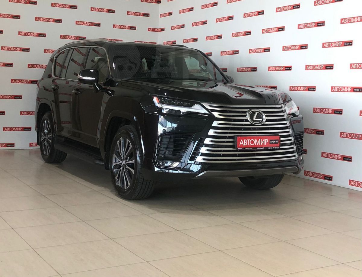 Lexus LX 600 черный