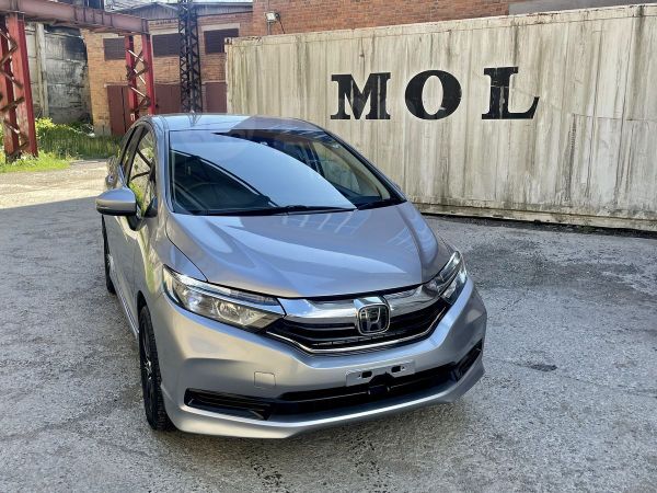 Honda fit shuttle 2018. Honda shuttle hybrid 2020. хонда шатл 2020. хонда фит шаттл 2019. Honda shuttle 2020 универсал.