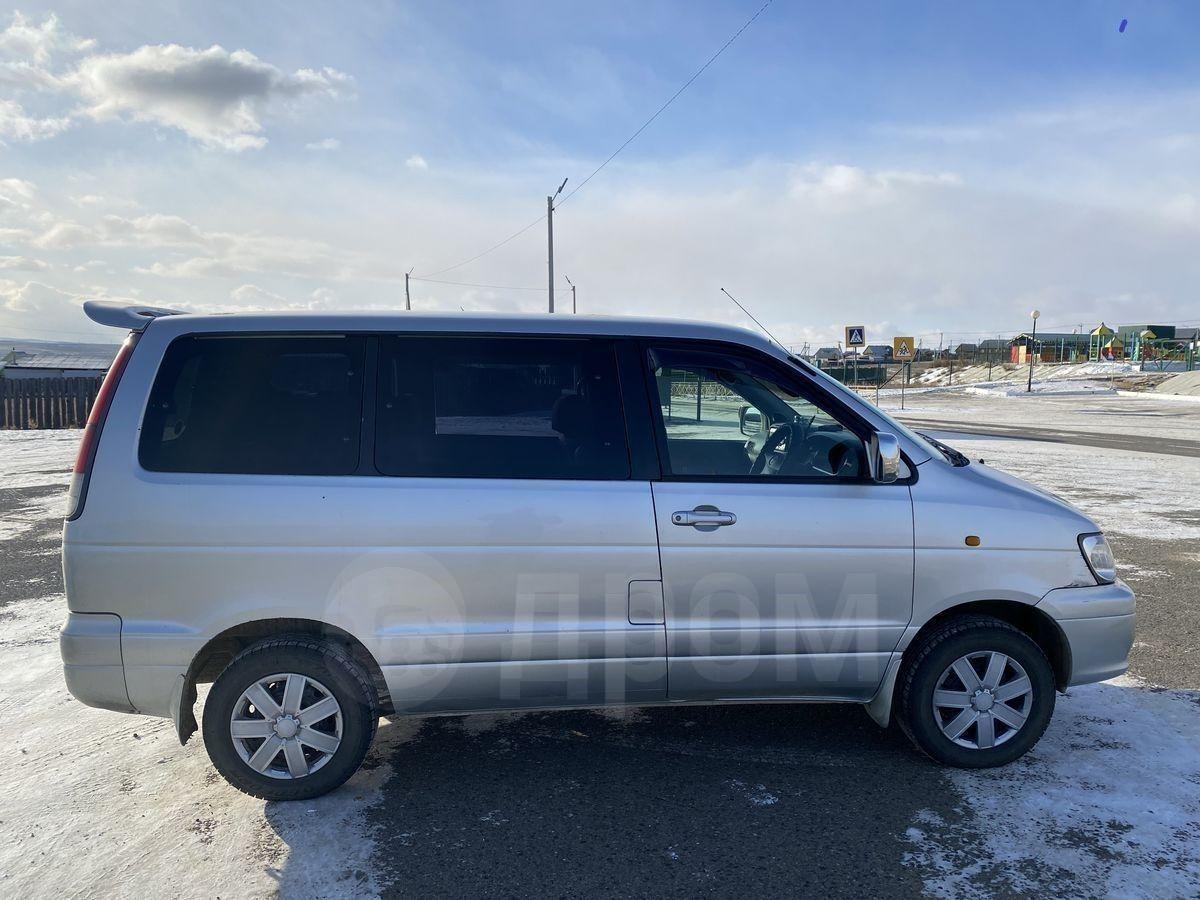 Дром приморский край таун айс. Тойота Таун айс 2010. Спальник в Toyota Town Ace Noah. Тойота Таун айс Ноах 1999 не переводится заслонка на стекло.
