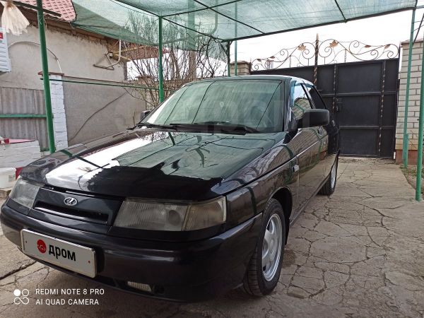 Серебристая ваз 2110 и мужчина. Ваз 2110 первые выпуски фото. Авто бу джанкой. Авто бу джанкой. Машины продающиеся в джанкое.