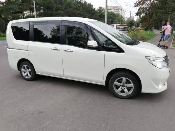 Nissan Serena Купить