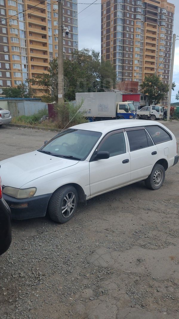 Тойота Спринтер 2002