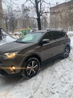 Москва Toyota RAV4 2016