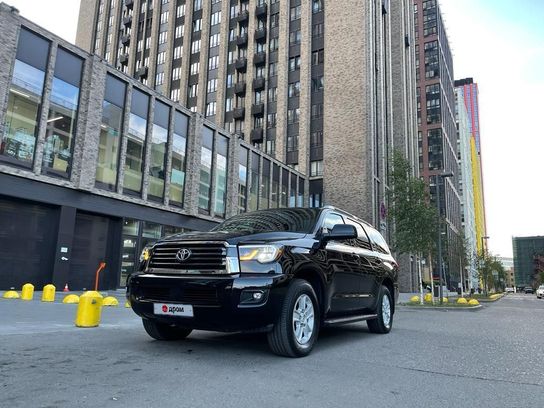 Тойота Секвойя технические характеристики. Toyota Sequoia комплектации ...