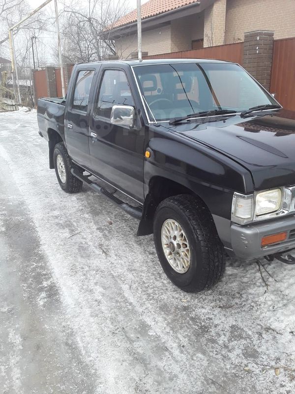 Ниссан Датсун 1993 года