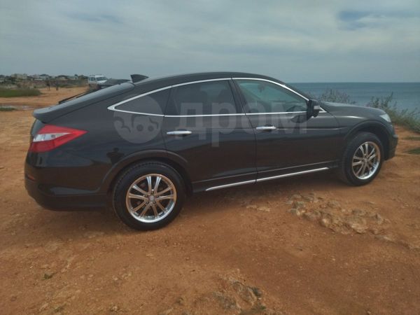Honda Accord Crosstour 2020