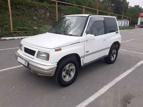 Сузуки эскудо 1996. Suzuki Escudo 1996 года. Сузуки эскудо пластик 1996 год. Эскудо 2 3 дверный белый.