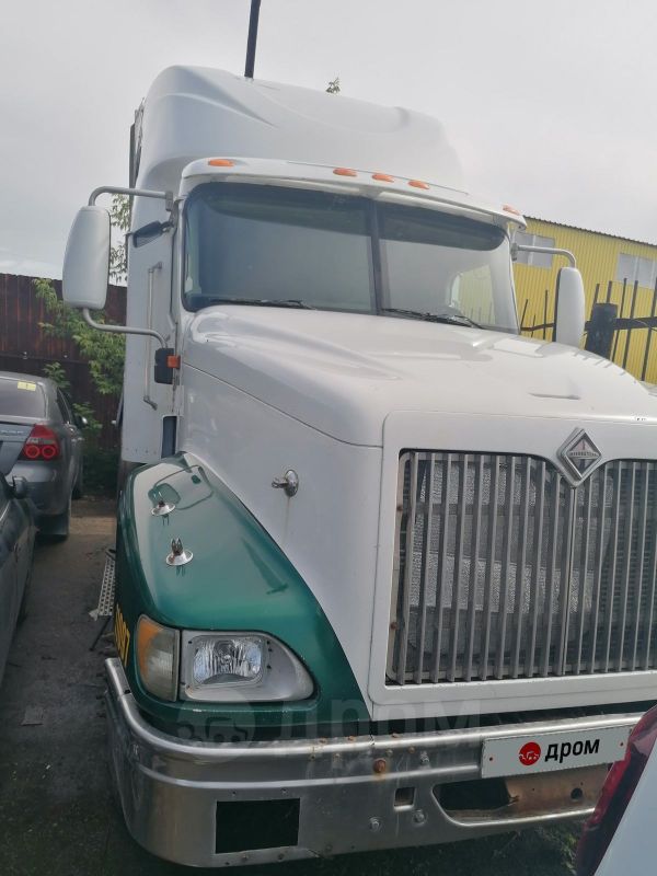 Тягачи International 9400