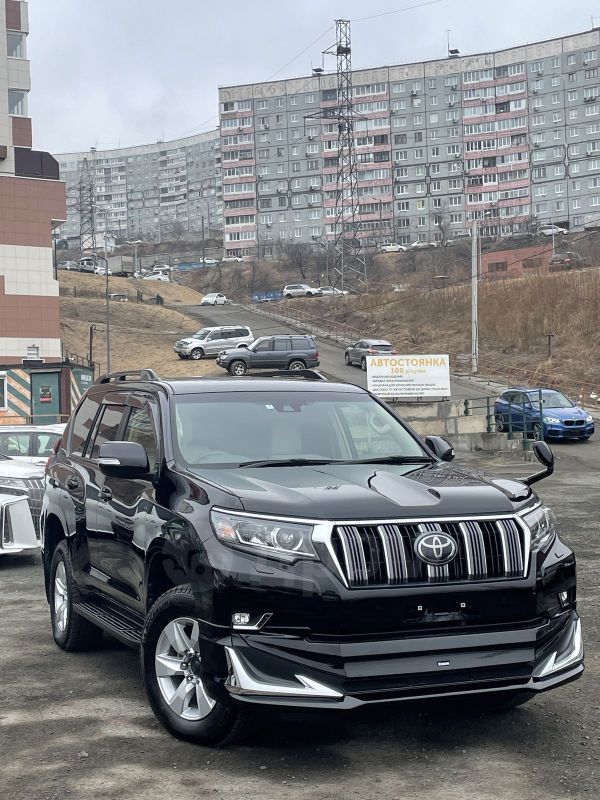 SUV или внедорожник Toyota Land Cruiser Prado 2018 года, 3580000 рублей, Владивосток