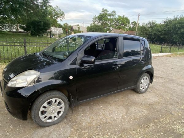 Daihatsu Sirion 2005