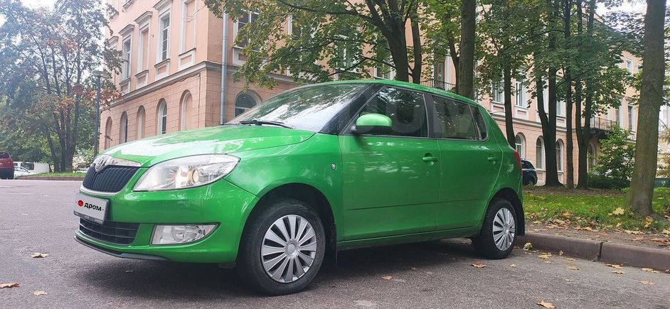 как узнать код магнитолы skoda