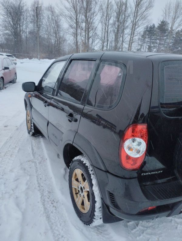 7. Продам шеви ниву. Нива шевроле 767. Шевроле нива 2006 в лесу. Шевроле нива 2002.