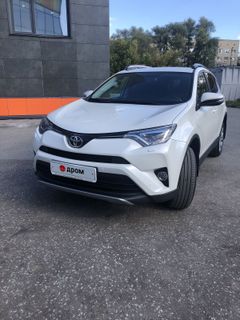 Омск Toyota RAV4 2017