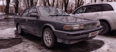 Седан Toyota Vista 1990 года, 75999 рублей, Новокузнецк