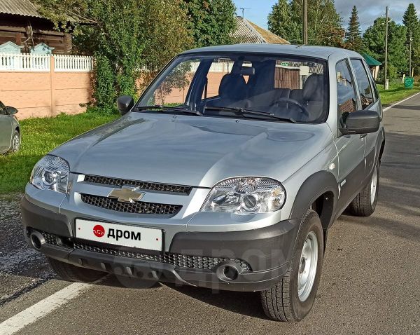 Chevrolet Niva 2012