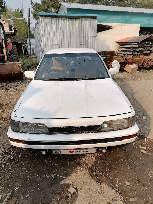 Тойота Виста 1988