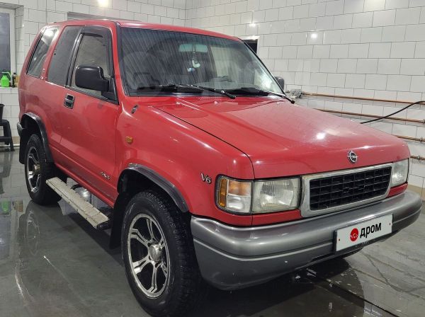 Opel Monterey 2000