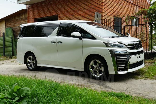 Toyota Vellfire 3 5