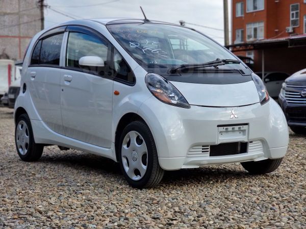 Mitsubishi i 2006