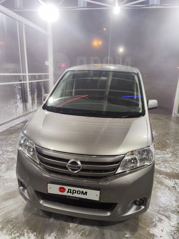 Nissan Serena 2011