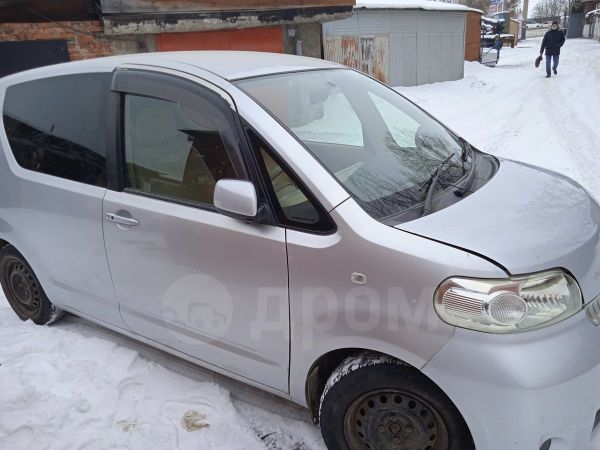 Toyota porte 2005