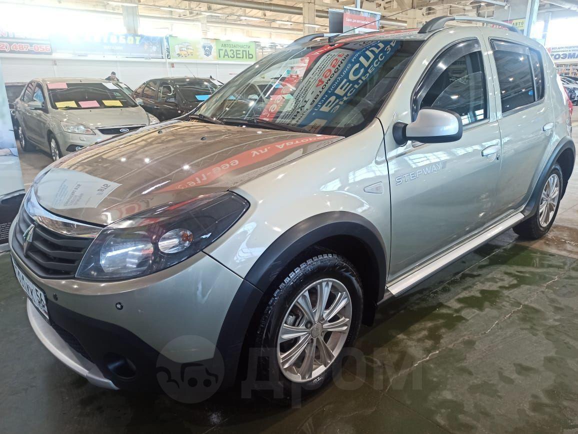 Купить Рено Сандеро Степвей 2011