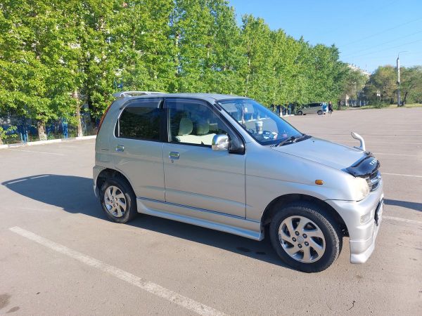 Дайхатсу Териос КИД 2002