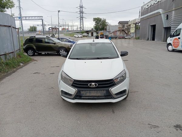 Продажа Лада Веста 2020 года в Екатеринбурге, механика, бензин, б/у ...