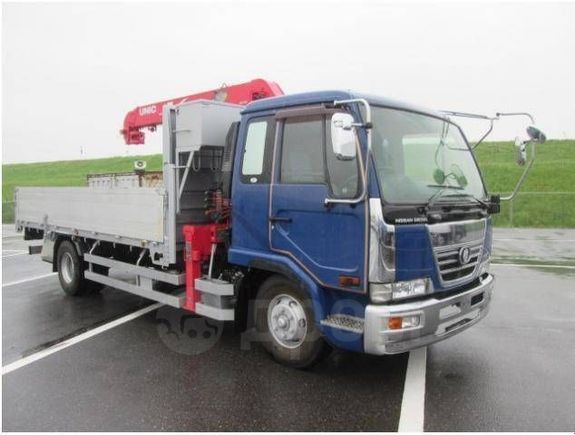 Nissan Condor Diesel эвакуатор