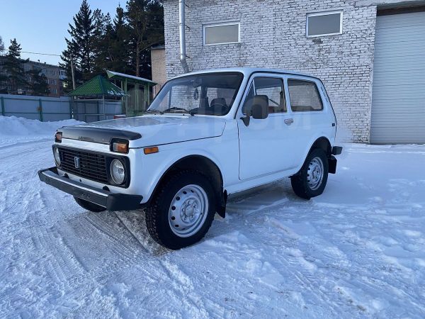 Заднеприводные машины. Лада ваз 2104 на fresh auto. Лада искитиме. Ваз 2105 белая машина. Лада искитиме.