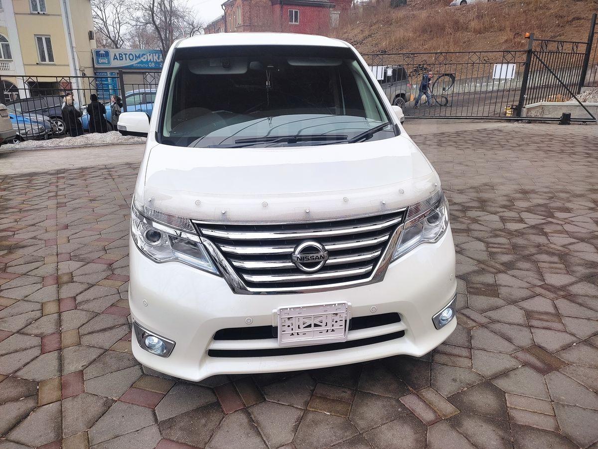 Купить Ниссан Серена Бу