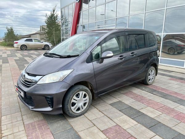 Хонда 7 местный минивэн. Хонда фрид 7 местная. Honda freed+ фото. Хонда фрид 7 местная. Хонда фрид 2012 фото.