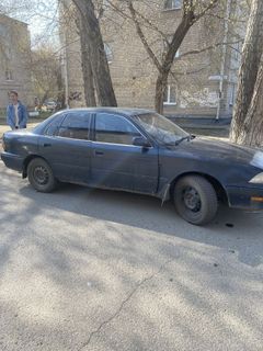 Седан Toyota Vista 1990 года, 120000 рублей, Барнаул