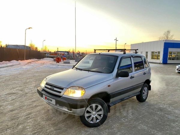 Chevrolet Niva 2003 салон