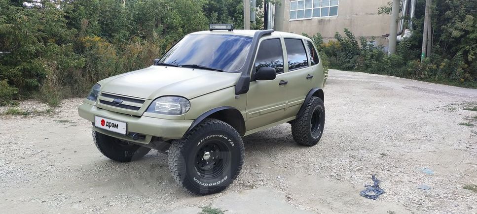 Нива Шевроле танк