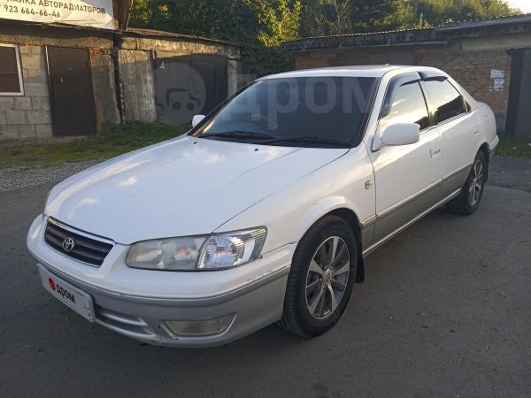 Тойота Камри Грация седан 2000