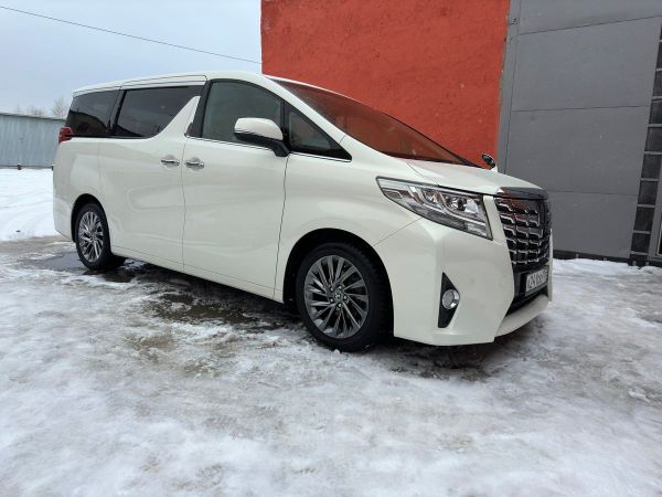 Toyota Alphard 2015